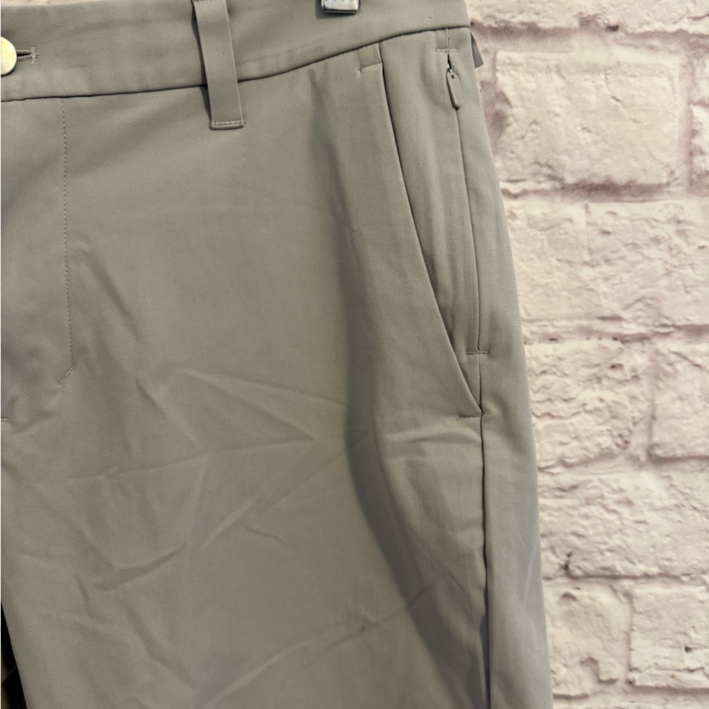 Lululemon men’s 31 Commission Classic-Fit Shorts 7" Warpstreme grey gray - Picture 3 of 5